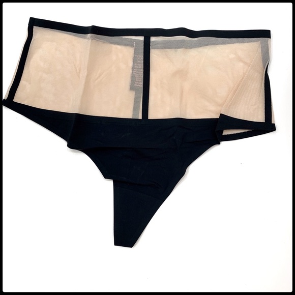 low-waist V-String panty main image 0